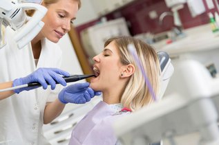 Signs Of Gum Disease and When It’s Time To See A Dentist | Skymark Smile Centre Blog