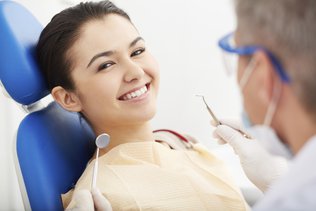 Cosmetic Dentists: A Guide to Achieving Your Dream Smile