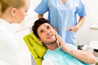 Most Common Dental Emergencies - Should You See an Emergency Dentist?